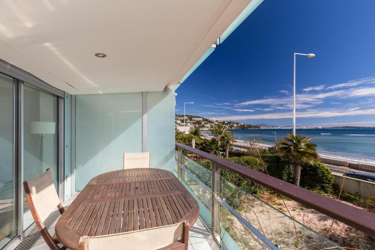 Bright Two Bedroomed Apartment On The Beach In Cannes With Huge Terrace With Fabulous Sea Views - 2001 Luaran gambar